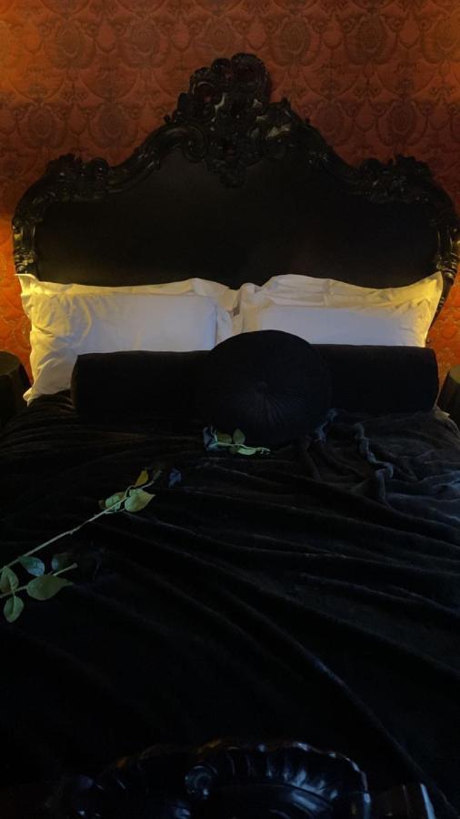 Wednesday'S Family Rooms York Extérieur photo